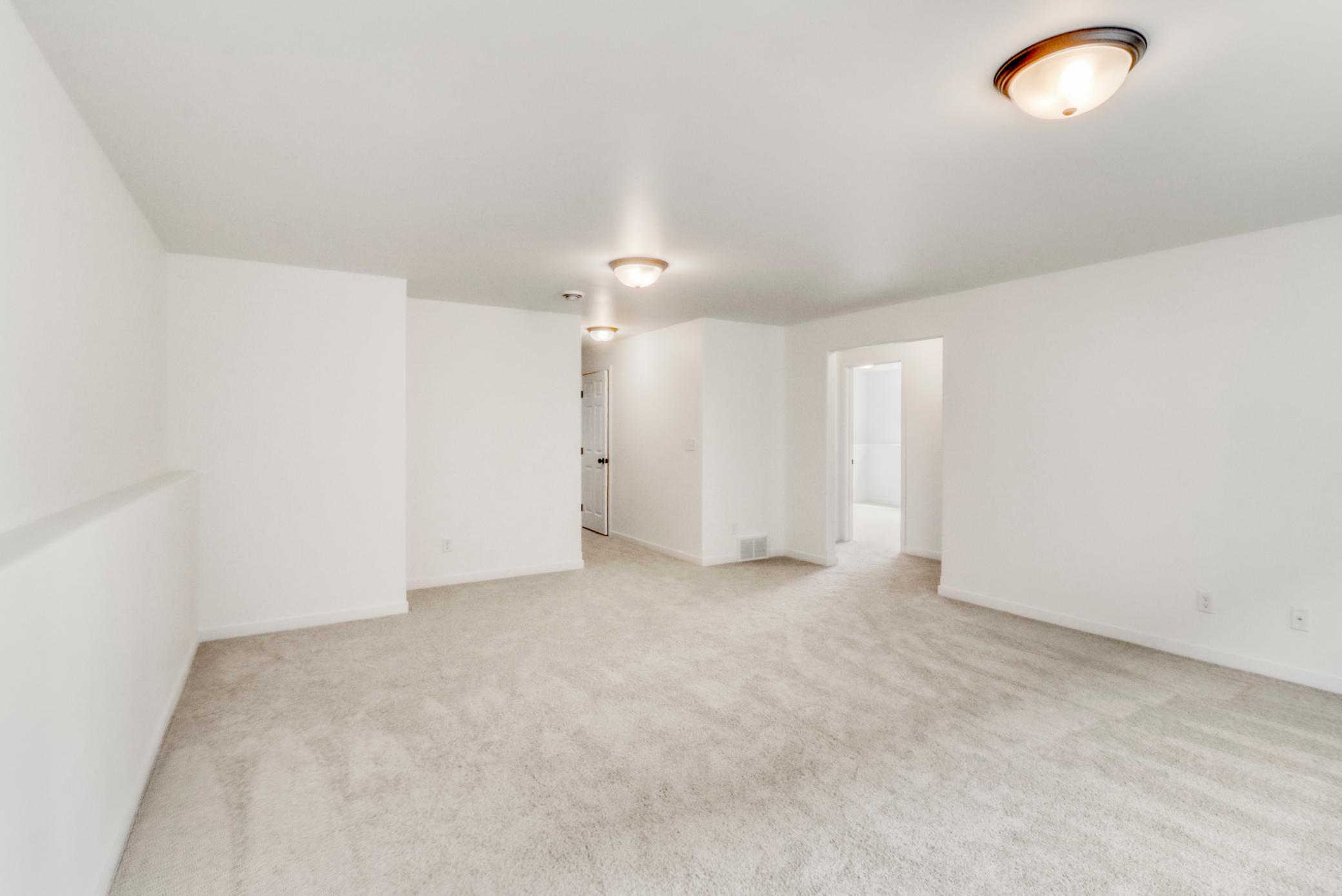 Basement1_2 (7).JPG