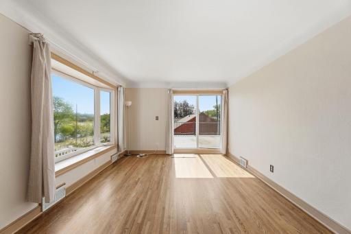 294 Mccarrons Boulevard S, Saint Paul, MN 55113