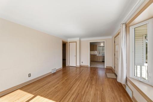 294 Mccarrons Boulevard S, Saint Paul, MN 55113