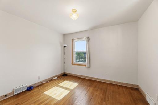 294 Mccarrons Boulevard S, Saint Paul, MN 55113