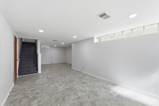 294 Mccarrons Boulevard S, Saint Paul, MN 55113