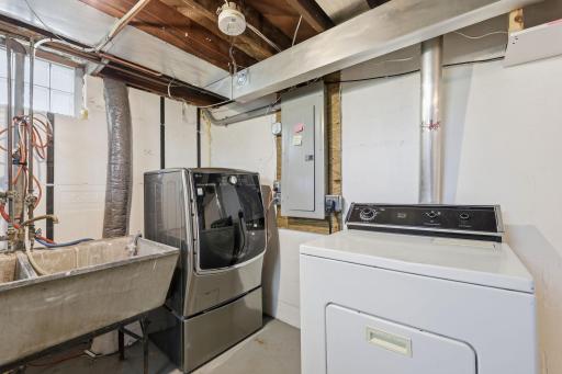 294 Mccarrons Boulevard S, Saint Paul, MN 55113