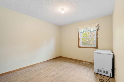 21443 160th Street, New Richland, MN 56072