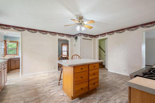 21443 160th Street, New Richland, MN 56072