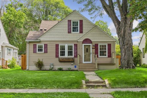 4136 Abbott Avenue N, Minneapolis, MN 55422
