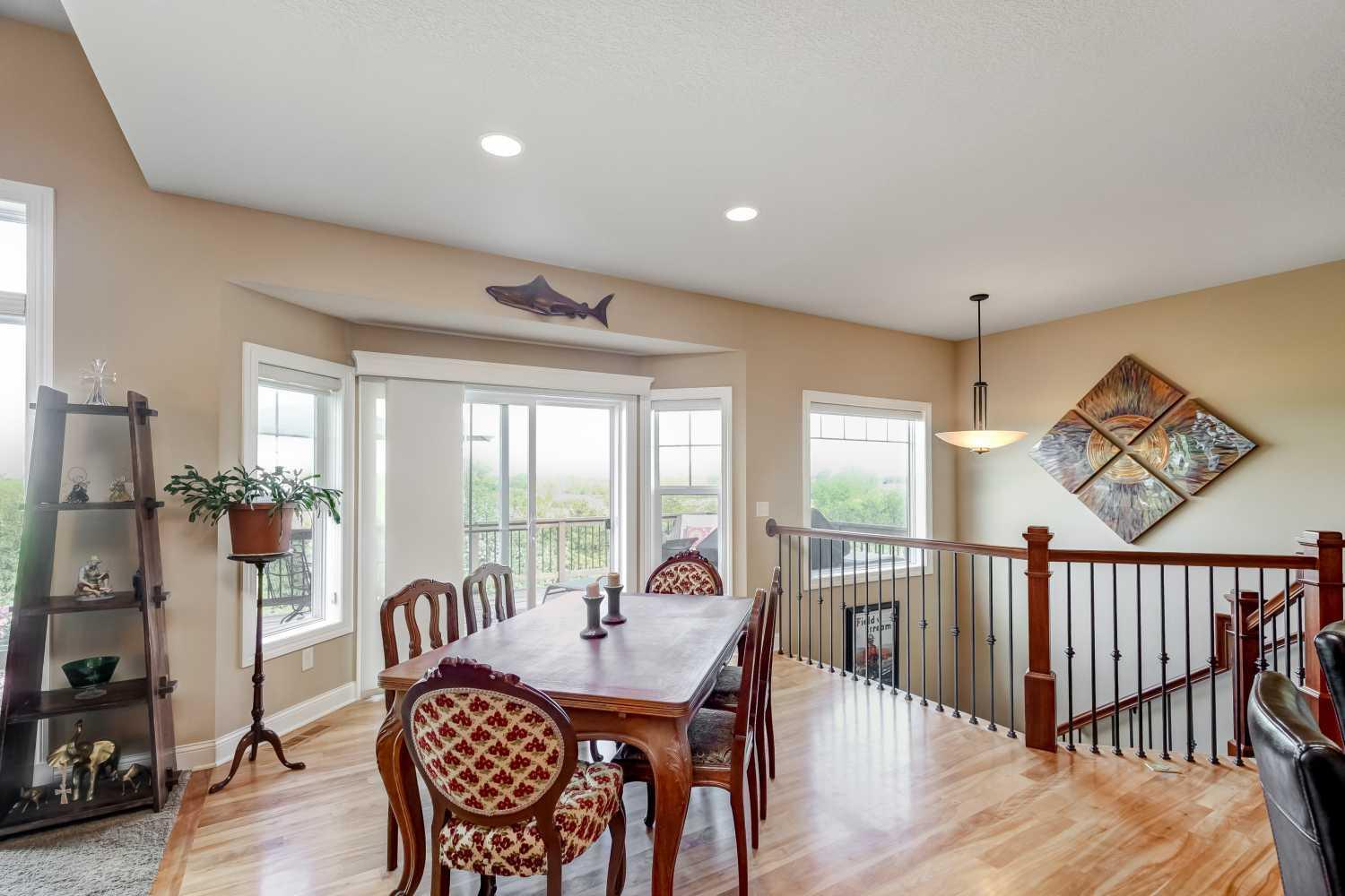Dining area to deck