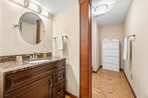 16622 206th Circle, Hutchinson, MN 55350