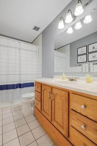 12125 50th Avenue N, Minneapolis, MN 55442