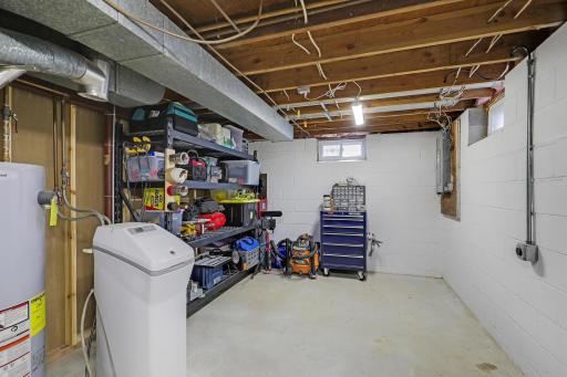 12125 50th Avenue N, Minneapolis, MN 55442