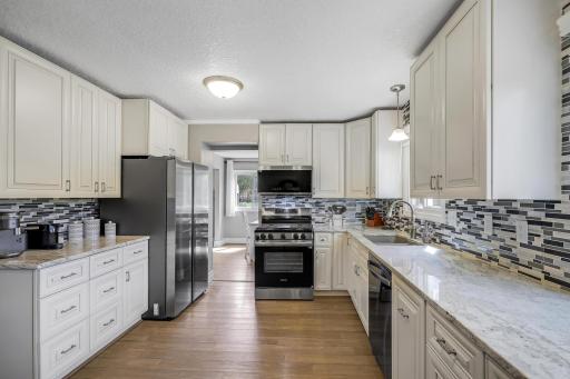 12125 50th Avenue N, Minneapolis, MN 55442