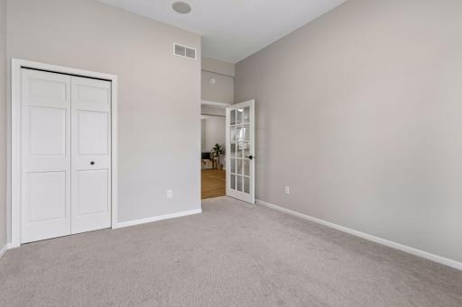 17392 Conifer Court, Eden Prairie, MN 55347