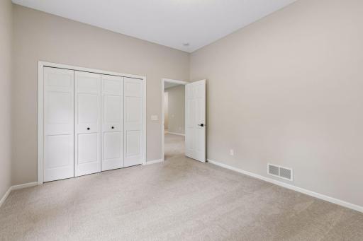 17392 Conifer Court, Eden Prairie, MN 55347