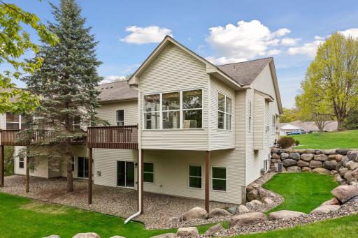 17392 Conifer Court, Eden Prairie, MN 55347
