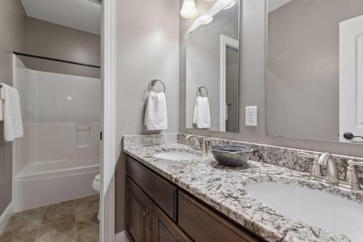 19290 Meadowridge Trail N, Marine On Saint Croix, MN 55047