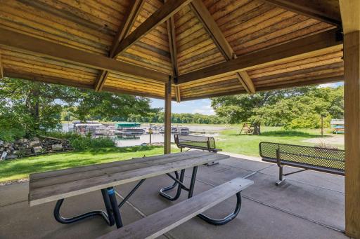 19290 Meadowridge Trail N, Marine On Saint Croix, MN 55047