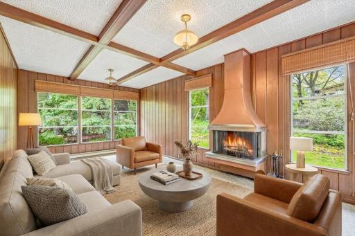 1638 Glenview Court, Arden Hills, MN 55112