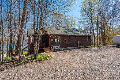 N4371 Red Oak Lane, Stone Lake, WI 54876