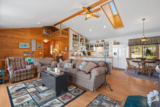 N4371 Red Oak Lane, Stone Lake, WI 54876