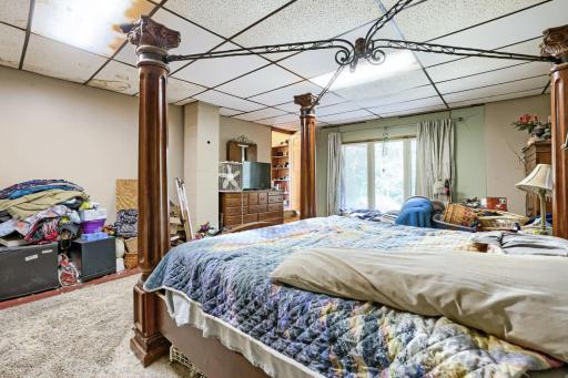 Primary Bedroom.jpg