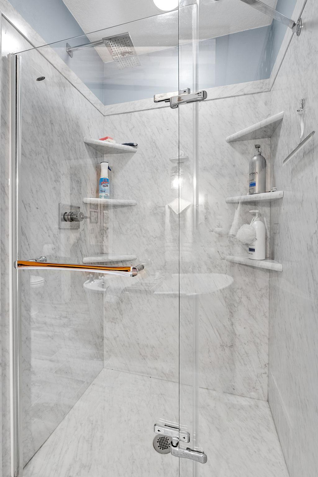 48-web-or-mls-2969 120th Ave NW-48.jpg