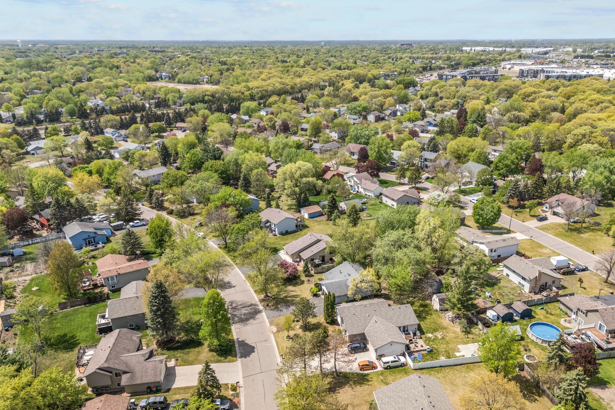 20-web-or-mls-2969 120th Ave NW-20.jpg