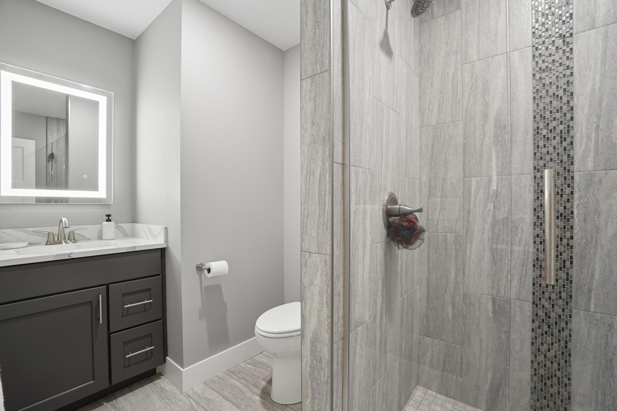 Bath with tile shower