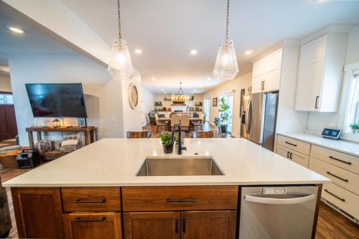 1017 Chester Ave SE, Rochester, MN 55904
