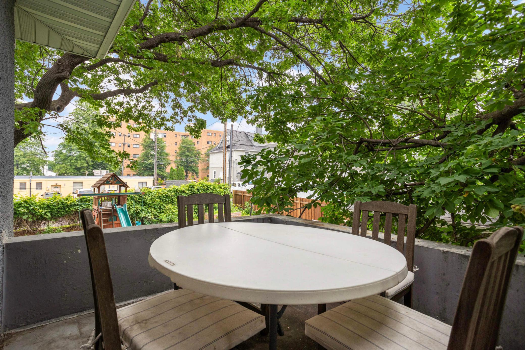 Upper Level Deck
