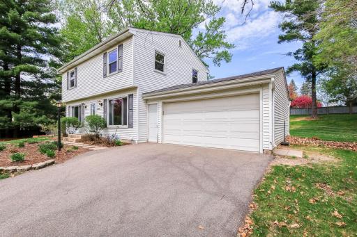 16304 Temple Drive, Minnetonka, MN 55345