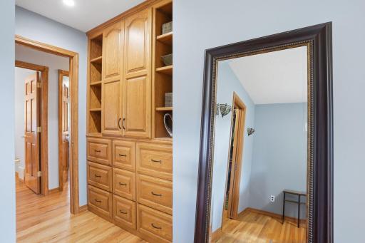 3938 Blackhawk Circle, Eagan, MN 55122