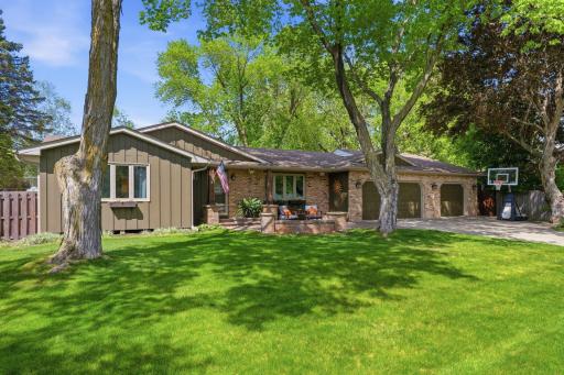 3938 Blackhawk Circle, Eagan, MN 55122