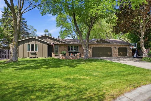 3938 Blackhawk Circle, Eagan, MN 55122