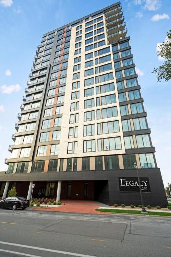 1240 2nd Street S, 325, Minneapolis, MN 55415