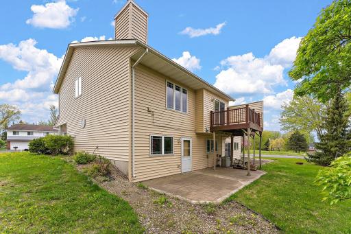 1895 Deer Hills Trail, Saint Paul, MN 55122