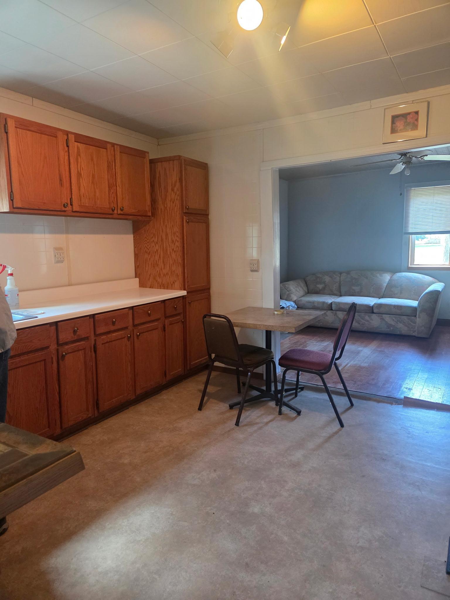 Kitchen / Living Room