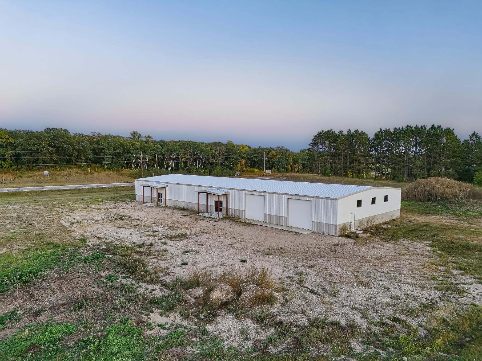 PRIME COMMERCIAL LOCATION!