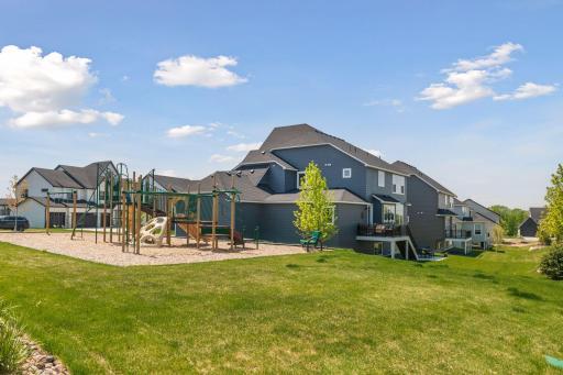 16571 64th Avenue N, Maple Grove, MN 55311