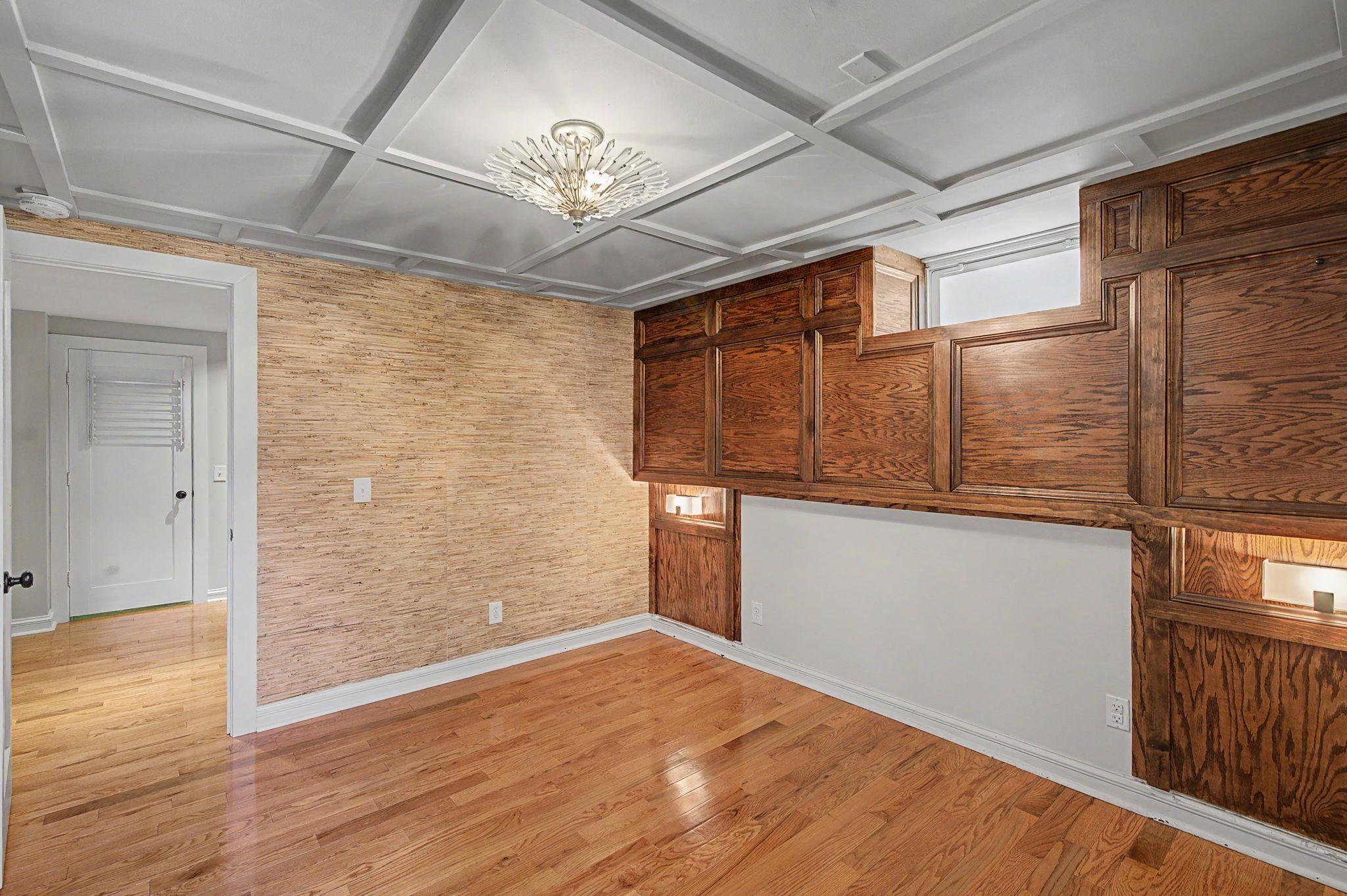 The lower level bedroom from a different angle.
