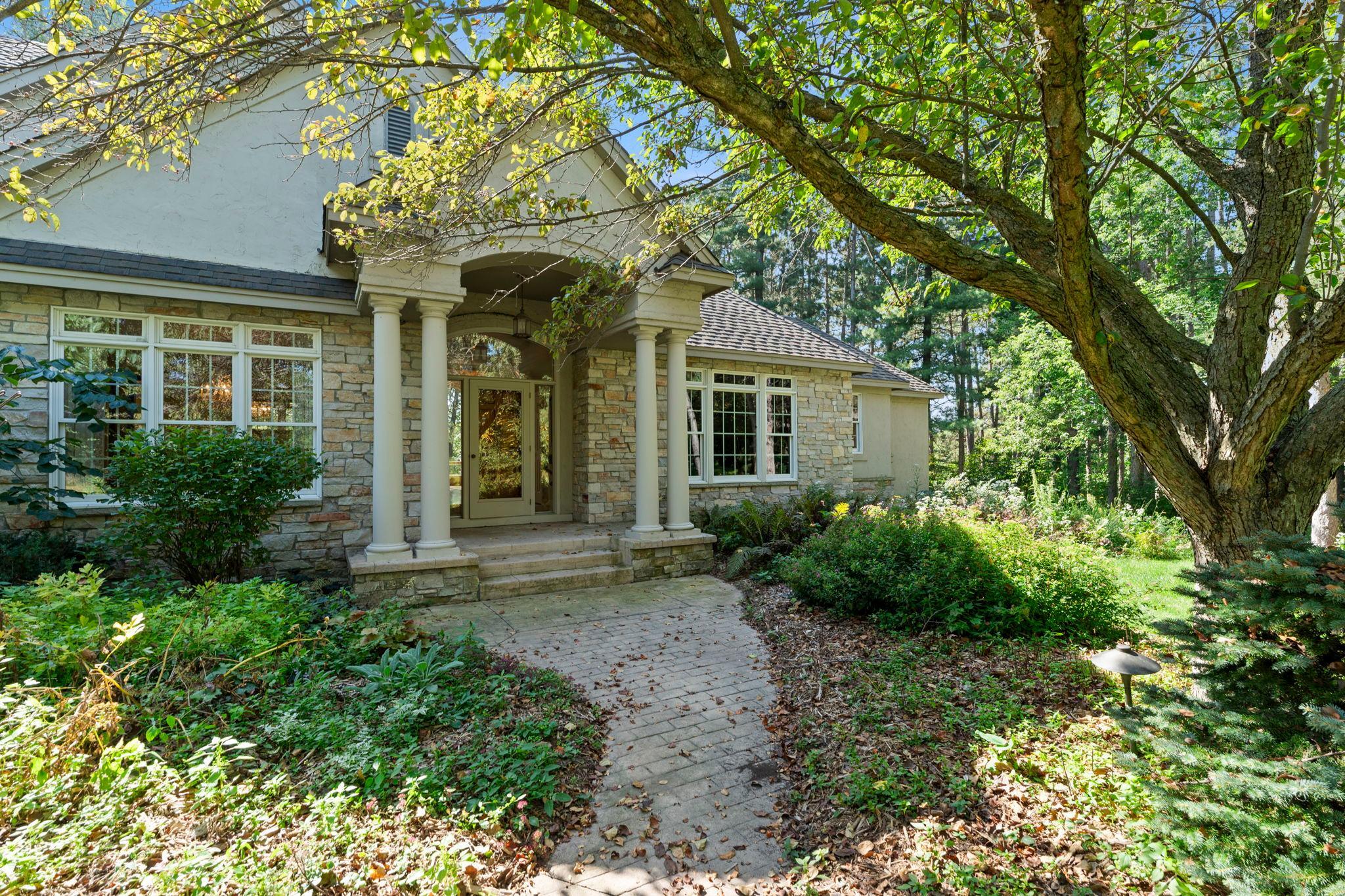 11-web-or-mls-8917 Joliet Ave N-75.jpg