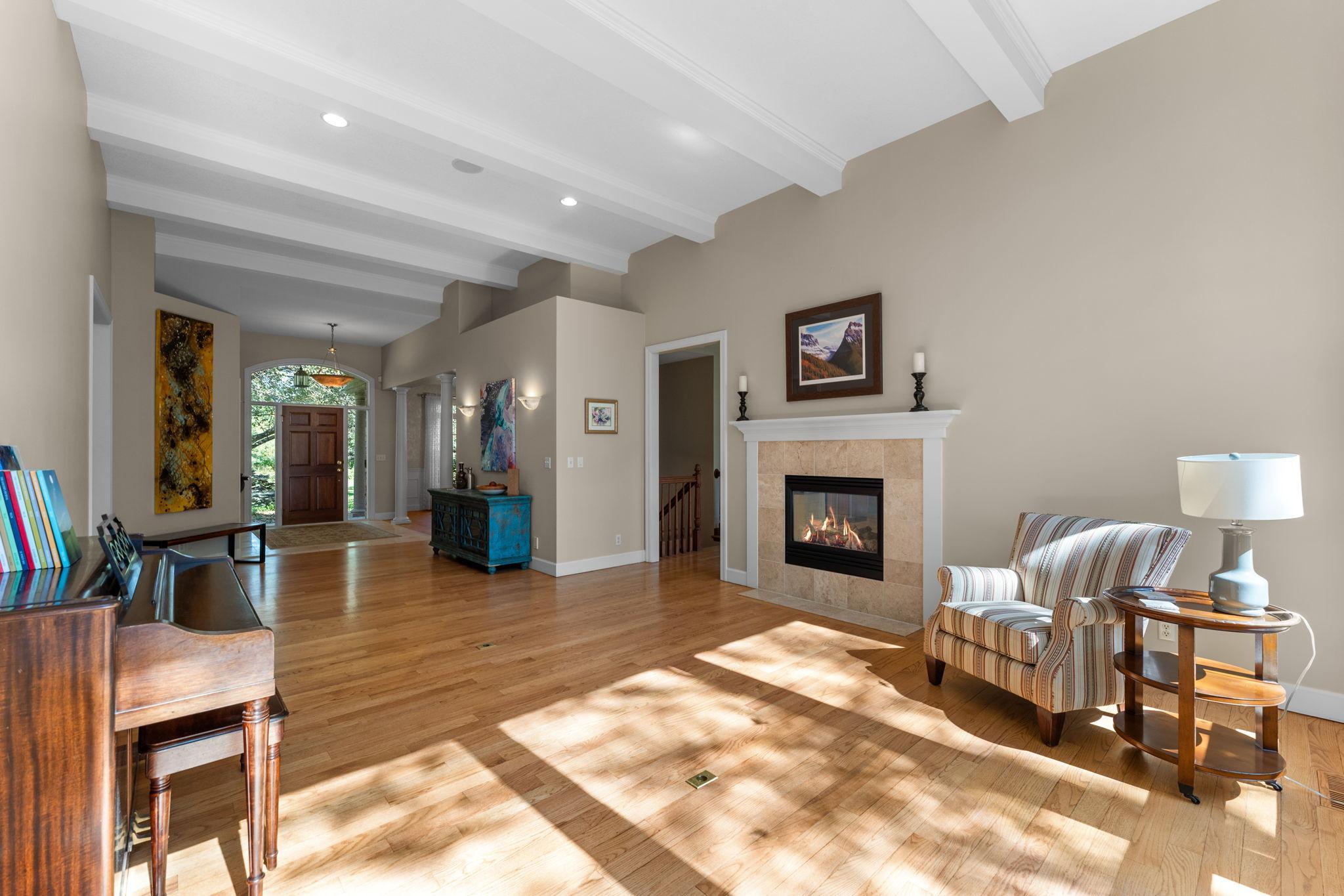 19-web-or-mls-8917 Joliet Ave N-168.jpg