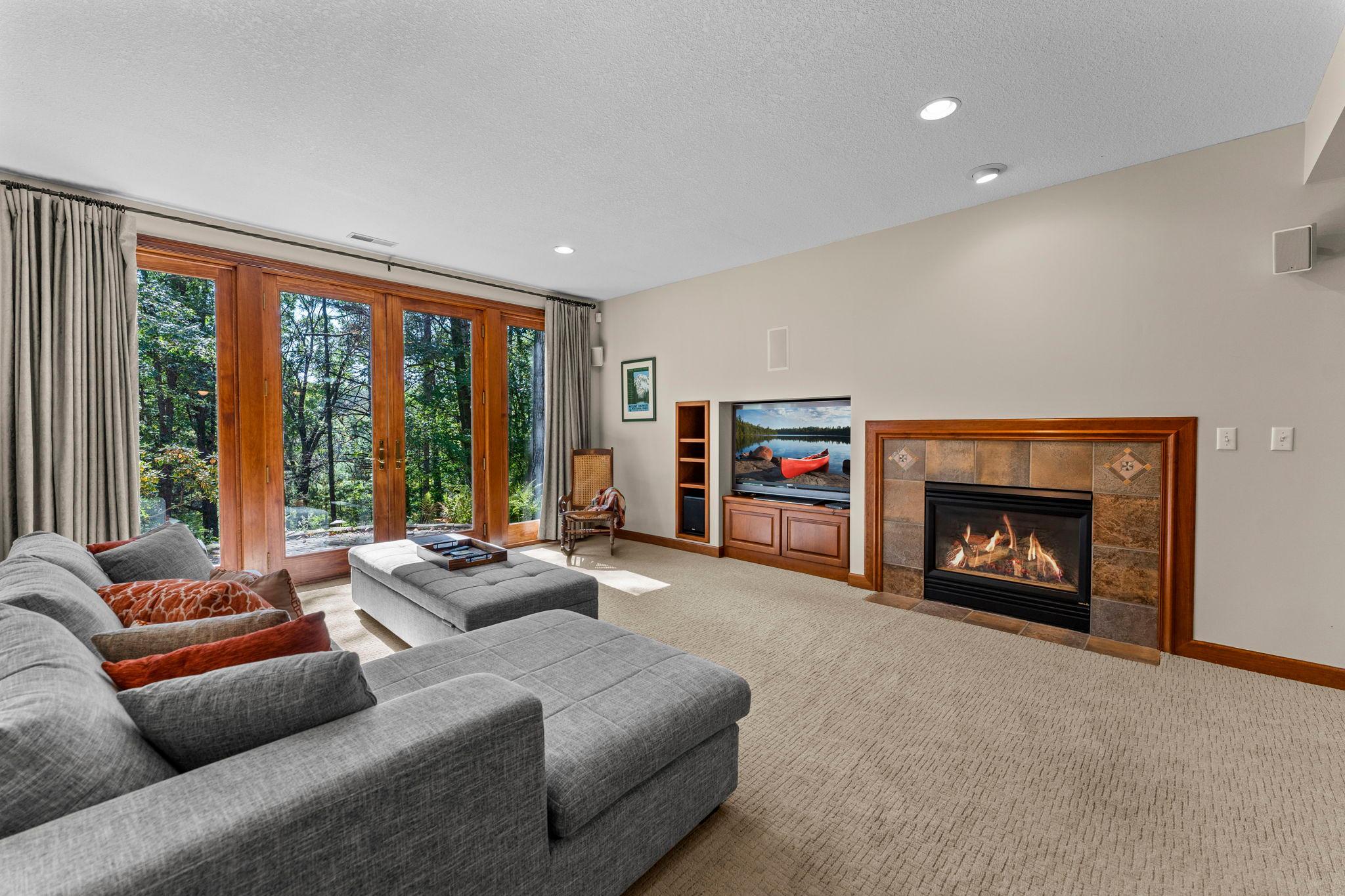 49-web-or-mls-8917 Joliet Ave N-282.jpg