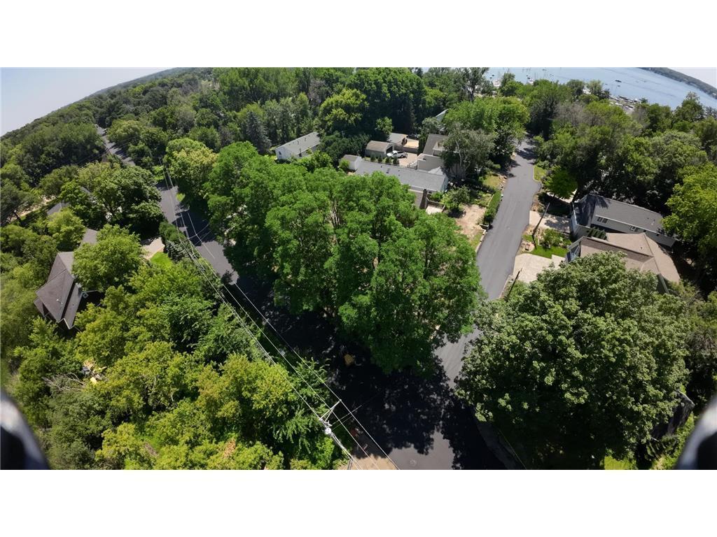 1202 La Salle Aerial Lake View