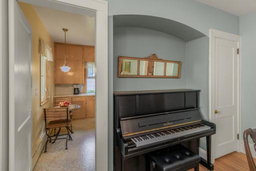 1740 Wellesley Avenue, Saint Paul, MN 55105