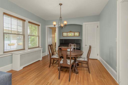 1740 Wellesley Avenue, Saint Paul, MN 55105