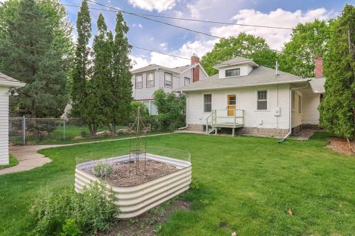 1740 Wellesley Avenue, Saint Paul, MN 55105