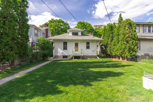 1740 Wellesley Avenue, Saint Paul, MN 55105