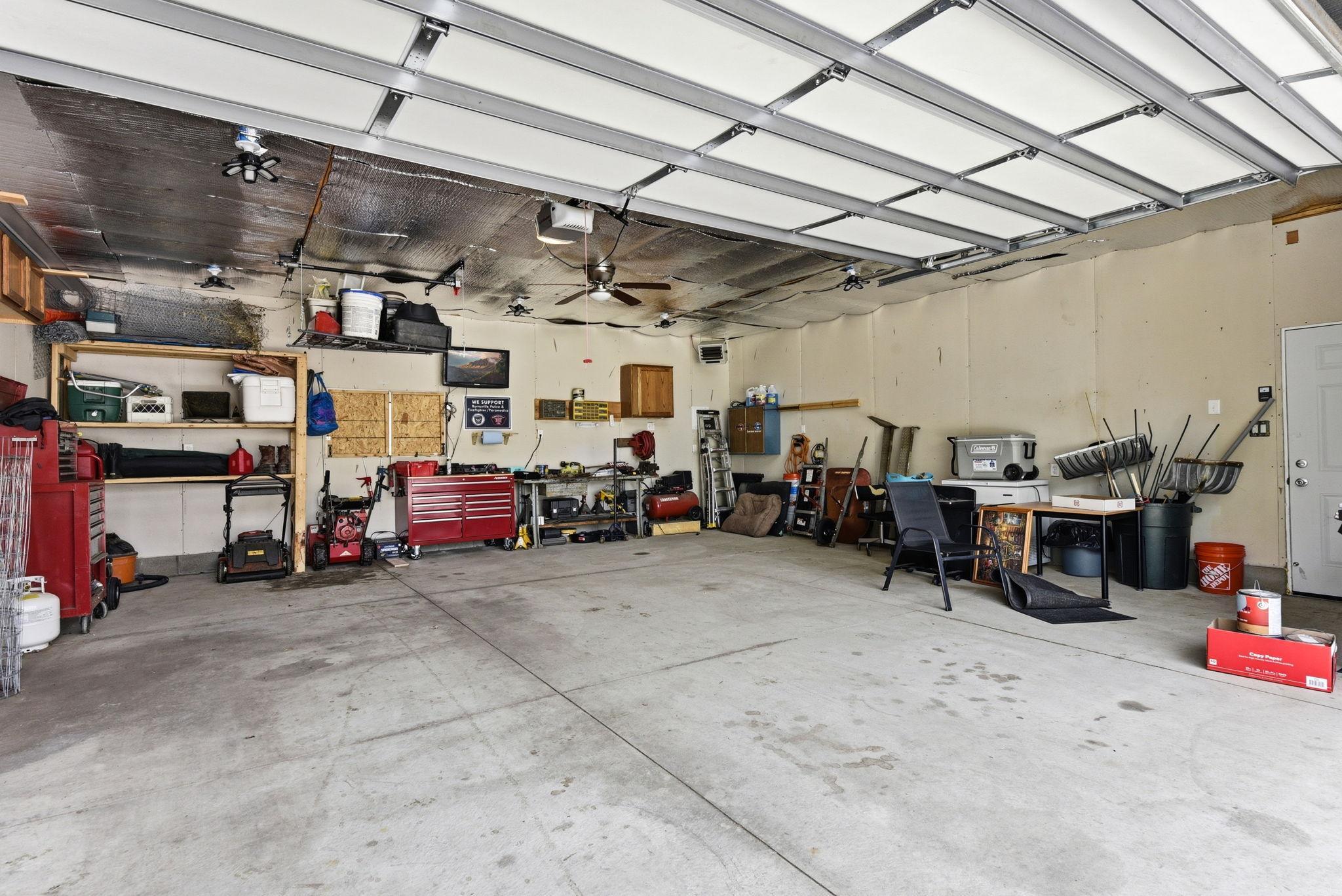 35-web-or-mls-1030-Kenneth-St-35.jpg