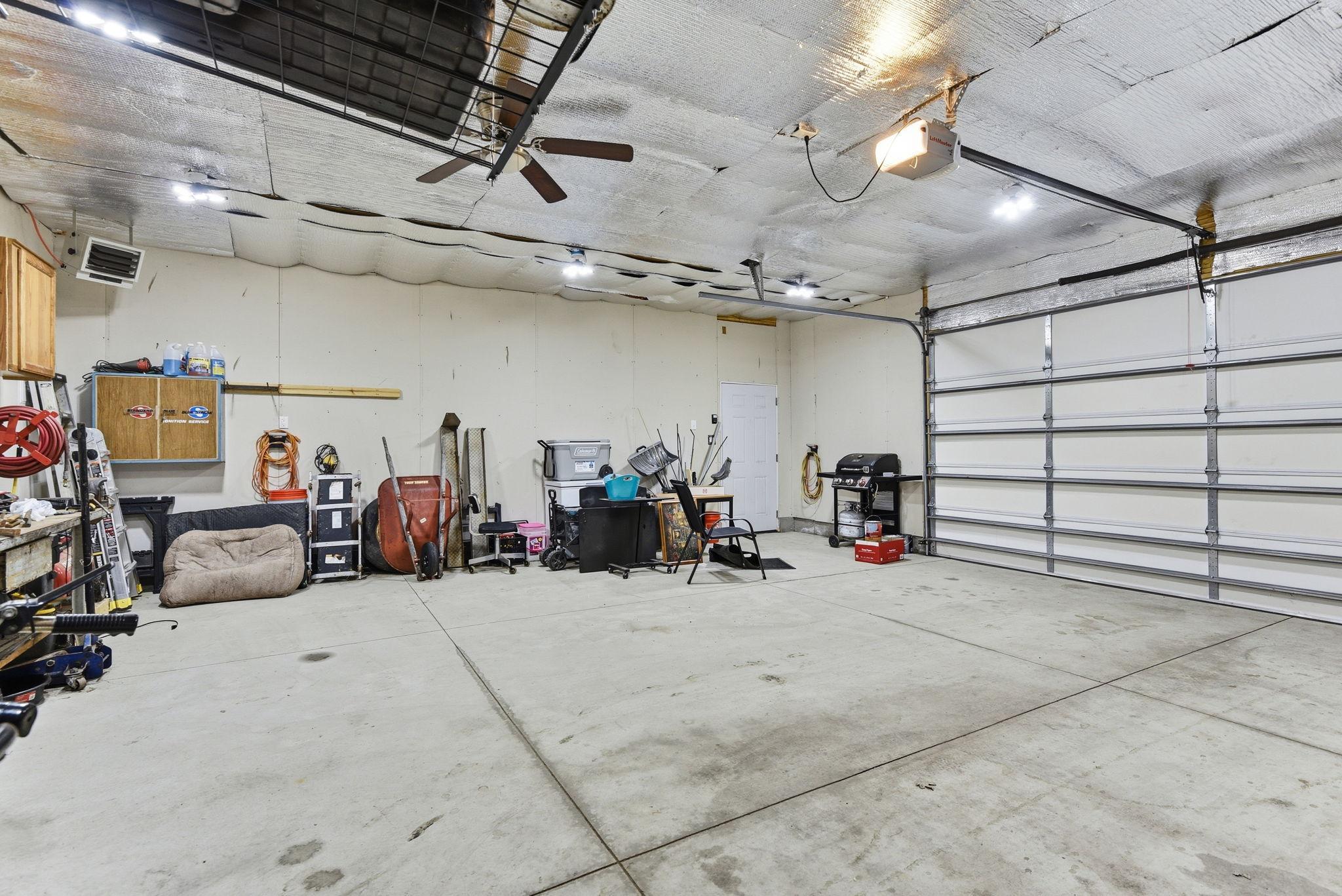 36-web-or-mls-1030-Kenneth-St-36.jpg