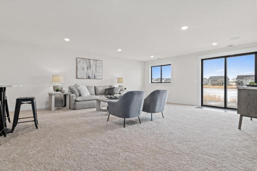1589 Spruce Street, Farmington, MN 55024