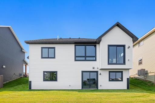 1589 Spruce Street, Farmington, MN 55024